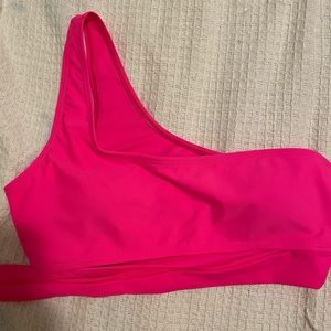 Hor pink bikini top!!